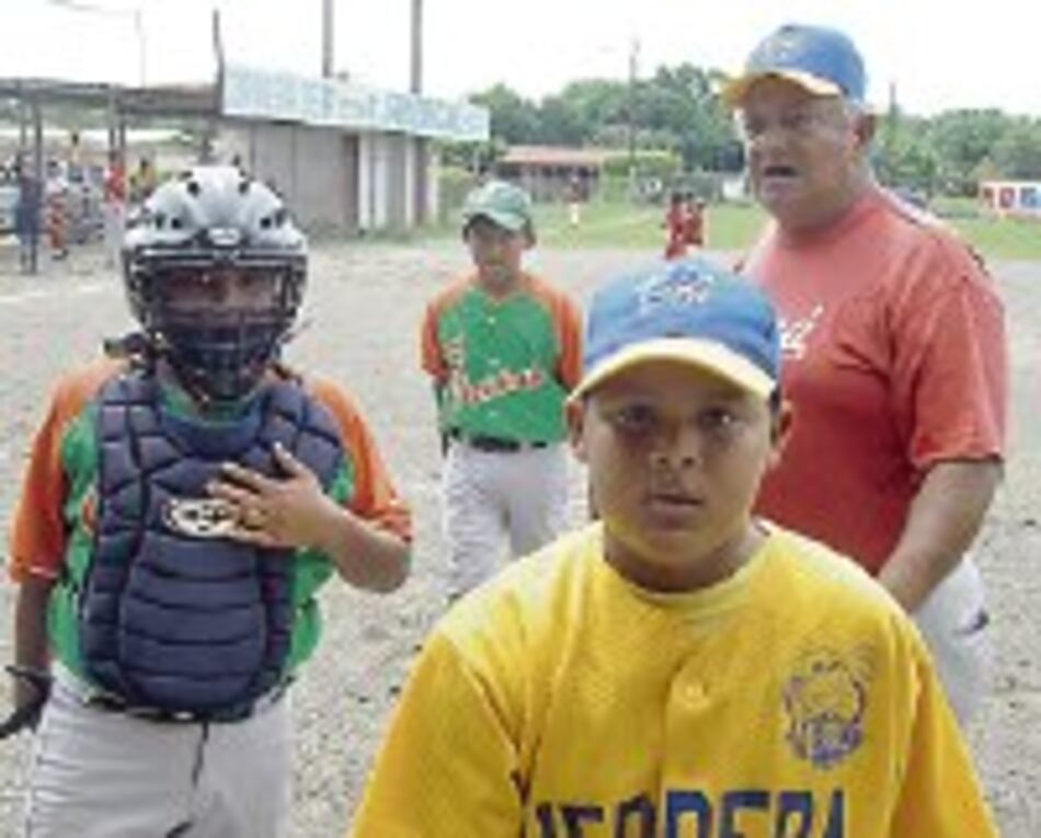 Preselección preinfantil presenta buena ofensiva