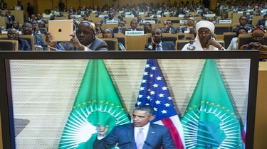 Barack Obama condenó a los líderes africanos que se aferran al poder