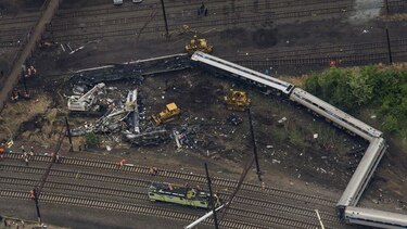 Sistema automático habría impedido descarrilamiento de tren en Filadelfia