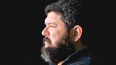 El poeta Gorka Lasa, rumbo a Rumanía