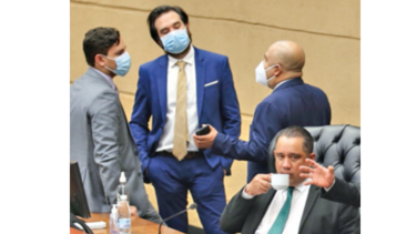 Investigarán compra de mascarillas en la Asamblea Nacional