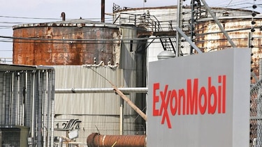 Venezuela interrumpe exploraciones de Exxon