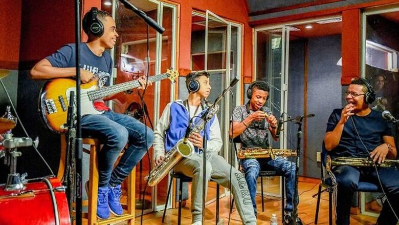 ‘Los Nietos del Jazz’: las vidas de los jóvenes artistas