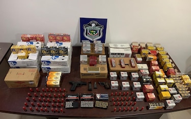 En Santiago aprehenden a un hombre con 11 mil municiones y dos armas de fuego