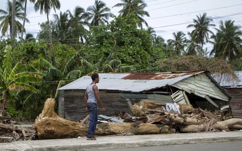María se aleja de Dominicana dejando miles de casas dañadas e inundaciones