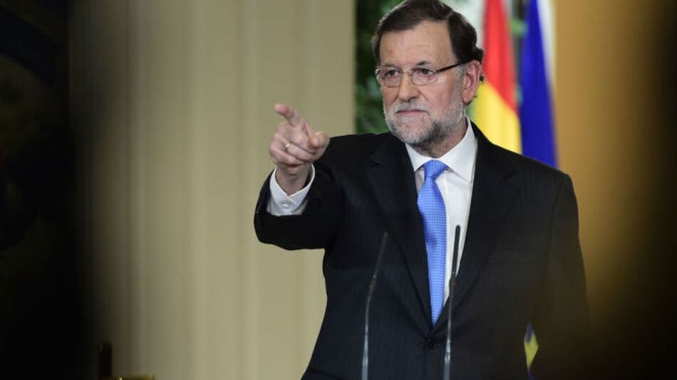 Rajoy convoca a comicios el 20 de diciembre amparado en la evolución económica
