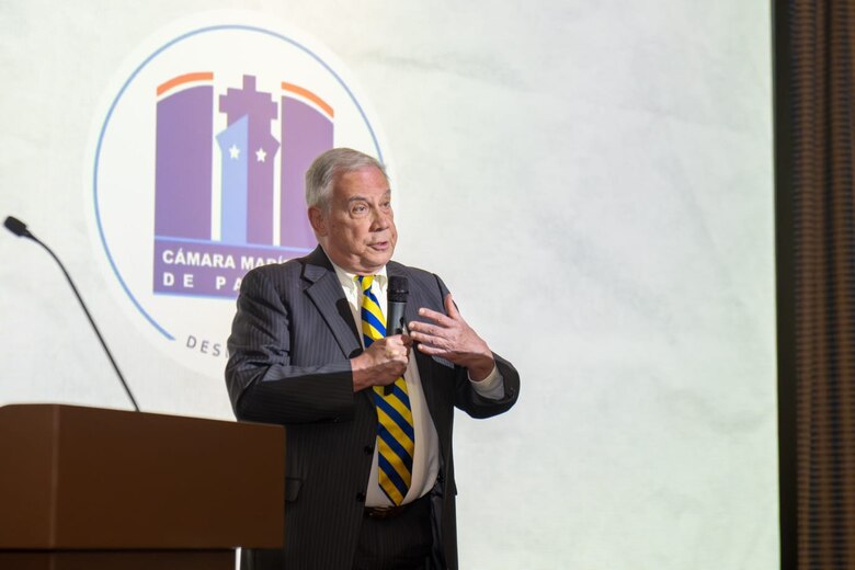 Advierten que la guerra de aranceles afectará el flujo del comercio marítimo mundial, pero hay oportunidades para Panamá