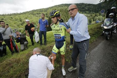Alberto Contador abandona el Tour en la 10ª etapa tras sufrir una caída
