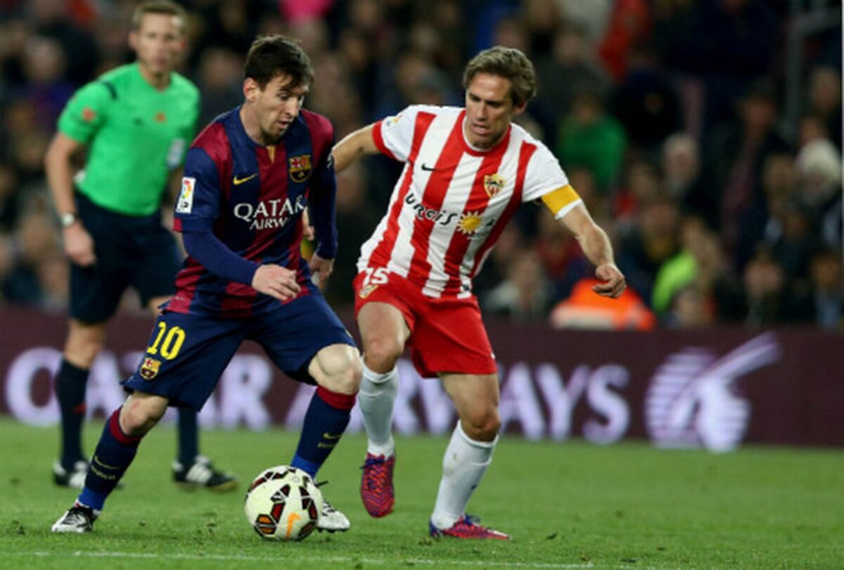 Barcelona sigue firme con la ayuda de Messi y Suárez