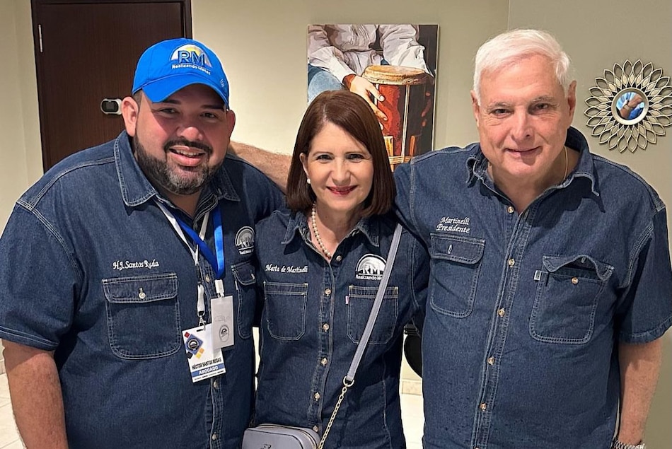 Presidente Mulino nombra a 21 notarios, entre ellos a un exdirector de la Lotería y a un diputado del Parlacen