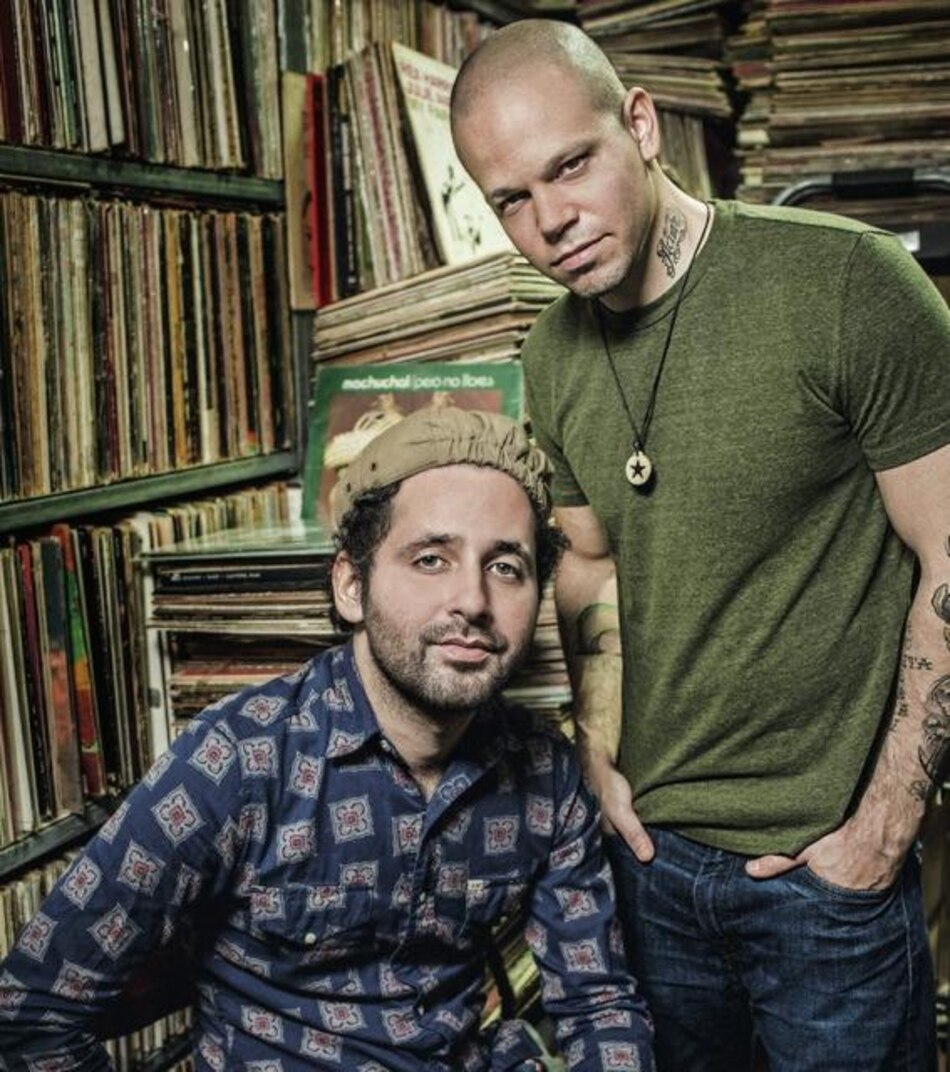 Calle 13 y Silvio Rodríguez estrenan el video musical de 'Ojos color sol'