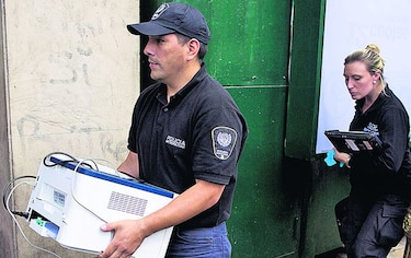 Se multiplican contradicciones y cabos sueltos en investigación