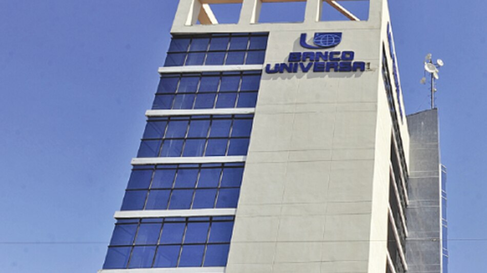 Banco Universal recibió propuestas de compradores hasta hoy