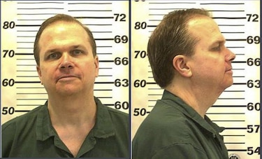 El asesino de John Lennon seguirá en prisión tras negársele libertad condicional