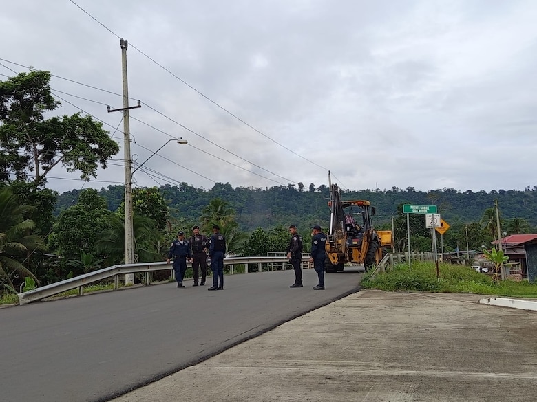 Ministerio de Seguridad inicia operación para reabrir las vías en Bocas del Toro, se generan enfrentamientos en varias zonas