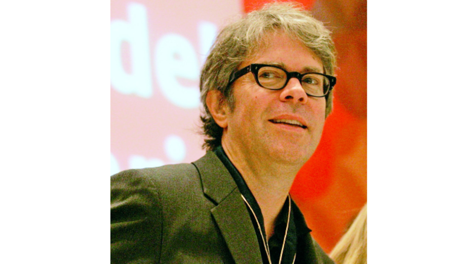 Jonathan Frazer vuelve al ruedo literario