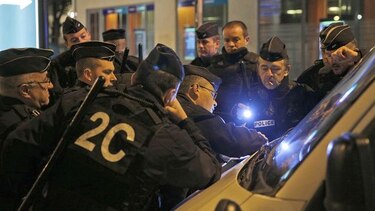 Redada policial en Saint Denis para capturar al cerebro de los atentados de París