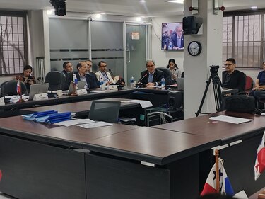 Aprueban traslado de $10 millones al Minsa para pagarle a 1,794 funcionarios transitorios del sector salud