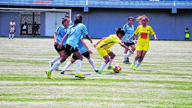 Chorrillo cierra con una goleada