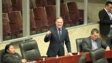 Contralor Federico Humbert desnuda la manera en que diputados dilapidaron fondos públicos