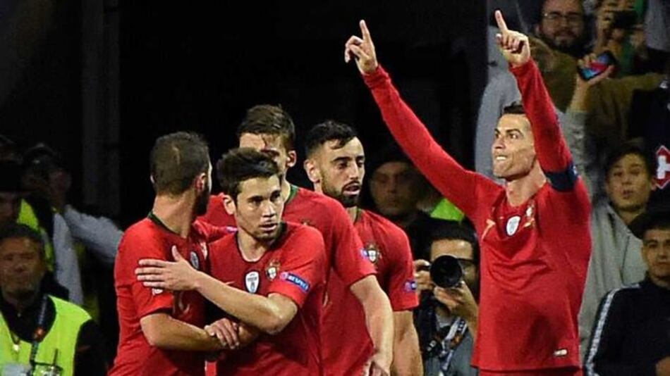 Portugal derrota a Suiza con triplete de Cristiano Ronaldo