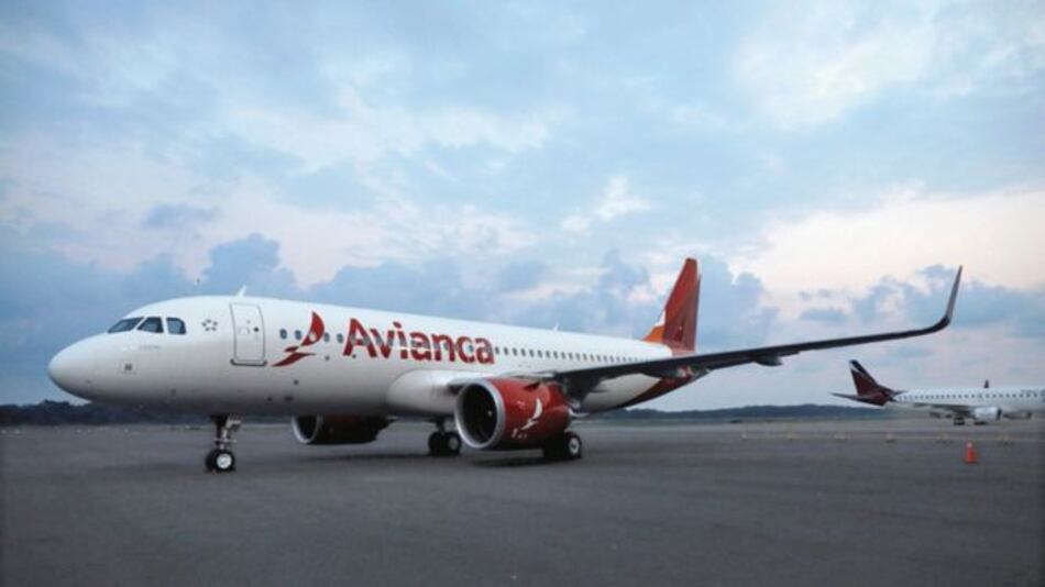 Tráfico de aerolínea Avianca baja levemente en agosto