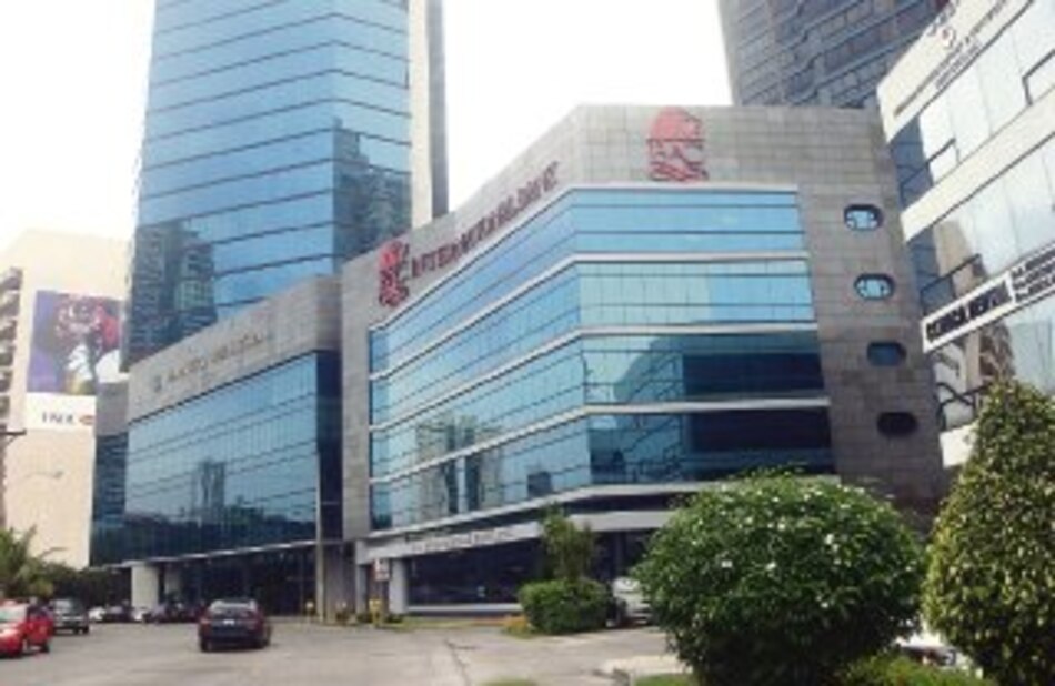 Grupo colombiano Aval compra el BAC