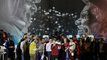 Partido de los Trabajadores lanza la candidatura de Lula, su líder encarcelado