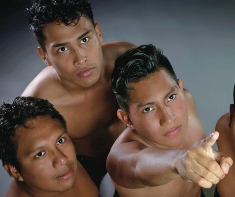 Para preservar las tradiciones desde las tablas