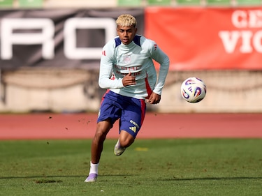 Lamine Yamal: ‘De lo que se debe hablar es de lo que hago dentro del campo’