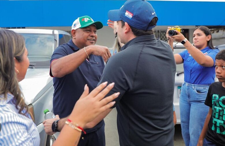 ‘El que nace hombre, es hombre, la que nace mujer es mujer’, Gaby Carrizo en gira por San Miguelito