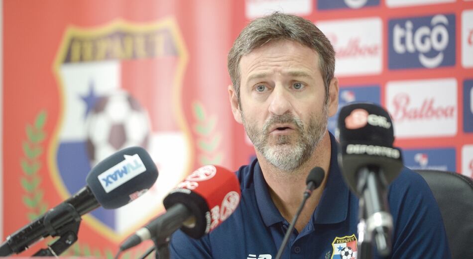 Thomas Christiansen entrenará con 25 jugadores antes de definir la lista para el partido amistoso ante Perú