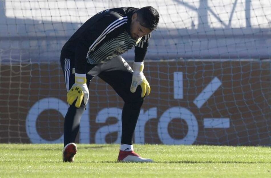 Arquero argentino Sergio Romero, baja del Mundial por lesión