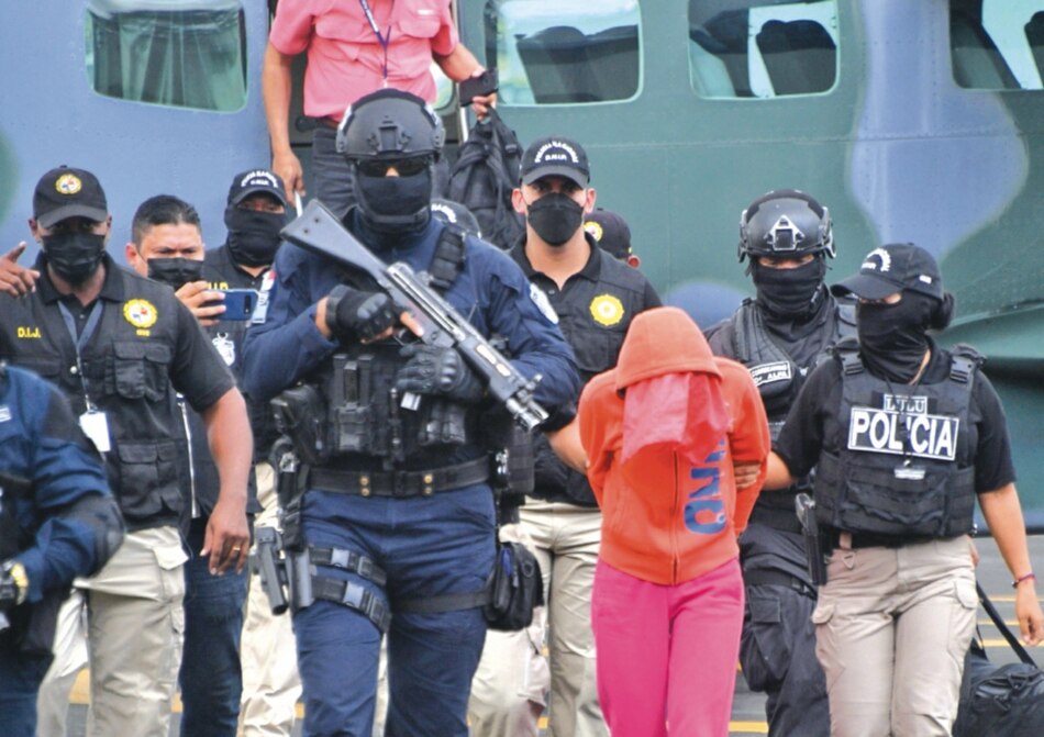 Exfuncionaria del Judicial colaboraba con pandilla aliada del Clan del Golfo