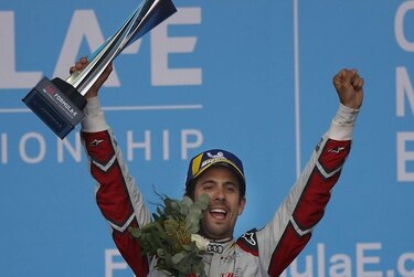 Brasileno Di Grassi gana  el  ePrix de México con desenlace espectacular