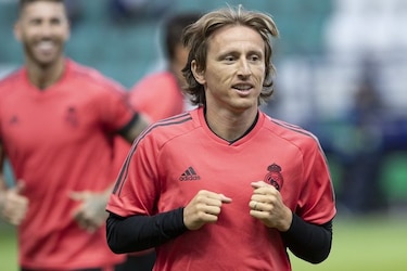 Real Madrid denuncia al Inter ante la FIFA por caso Modric