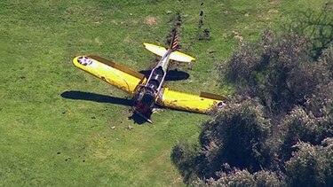 Harrison Ford, fuera de peligro tras estrellarse la avioneta que pilotaba