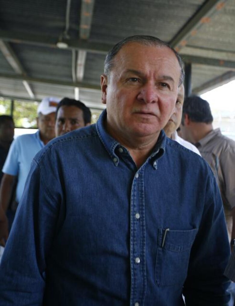 Elías Castillo dice que la transferencia de TCT fue una donación política; los demás guardan silencio