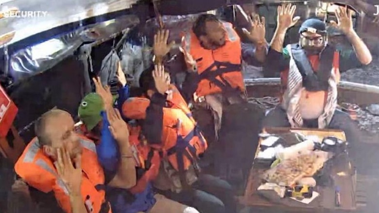 Israel intercepta el barco con ayuda para Gaza en el que viaja Greta Thunberg y lo desvía hacia sus costas