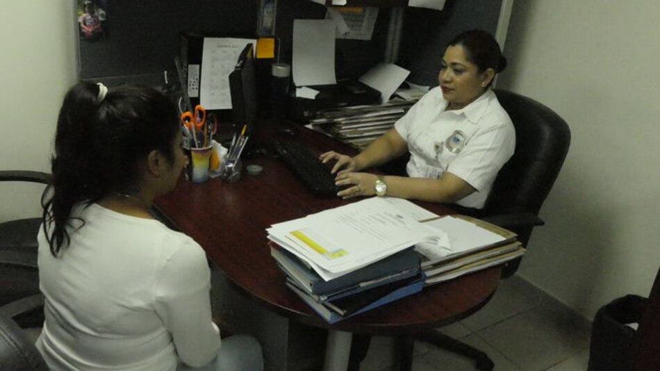 Migración: niegan permiso de casado con nacional a 282 extranjeros