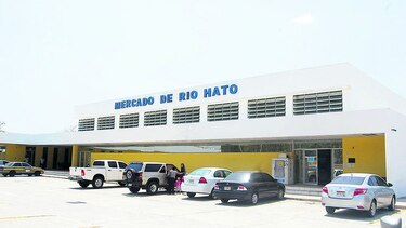 Reparan cuarto frío del mercado de mariscos de Río Hato