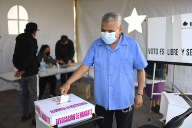 Los mexicanos votan sobre la continuidad del presidente López Obrador