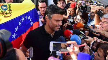 España y Venezuela intercambian críticas por refugio a Leopoldo López