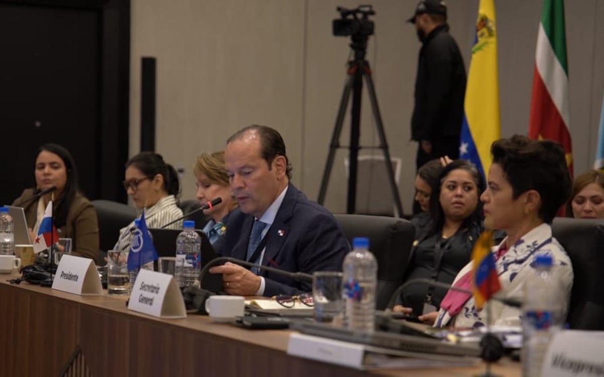 Actos del Bicentenario del Congreso Anfictiónico
