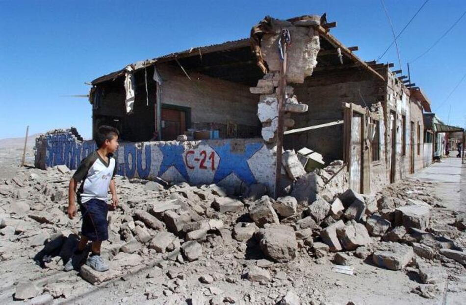 Ola de temblores en el norte chileno es anormal