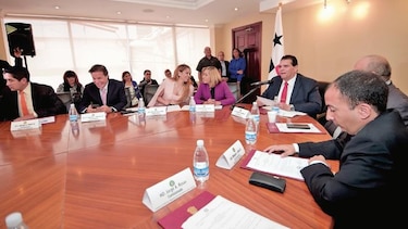 Reformas al reglamento interno del Legislativo, nuevamente a consultas