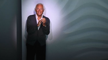 Semana de la Moda de Milán: La colección de Armani brilla por su elegancia
