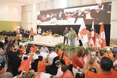 País escoge a José Alberto Álvarez y Moca completa este domingo su oferta electoral presidencial