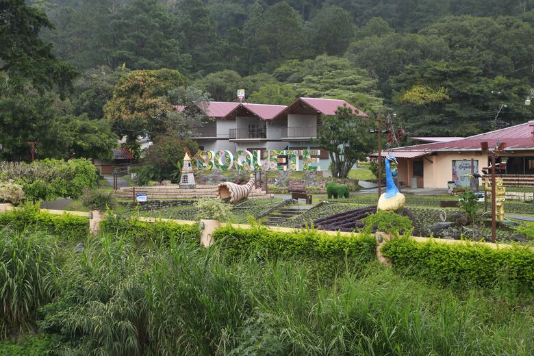 Desfiles en Boquete: el mensaje de Mulino, la aparición de Moscoso y algunas tensiones 