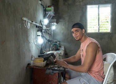 El abandono escolar se triplica en los jóvenes con menos ingresos, según la UNESCO